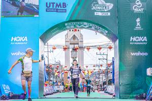 BIB: 343
                            <button type="button" onclick="openModal(21787215)" class="btn btn-primary btn-sm float-right btn-popup" data-toggle="modal" data-target=".modal-high-quality">
                        <i class="fas fa-shopping-cart"></i> Add to Cart
                    </button>
                                            <button type="button" onclick="isThisMe(21787215, true)" class="btn btn-success btn-sm float-right btn-popup btn-isme hidden" data-toggle="tooltip" data-placement="bottom" title="นี่คือรูปของคุณใช่ไหม คลิกที่นี่เพื่อเอาเข้าอัลบั้ม">
                        <i class="fas fa-plus"></i> Add to album
                    </button>
                    <button type="button" onclick="isThisMe(21787215, false)" class="btn btn-warning btn-sm float-right btn-popup btn-isnotme hidden">
                        <i class="fas fa-ban"></i> Remove from album
                    </button>